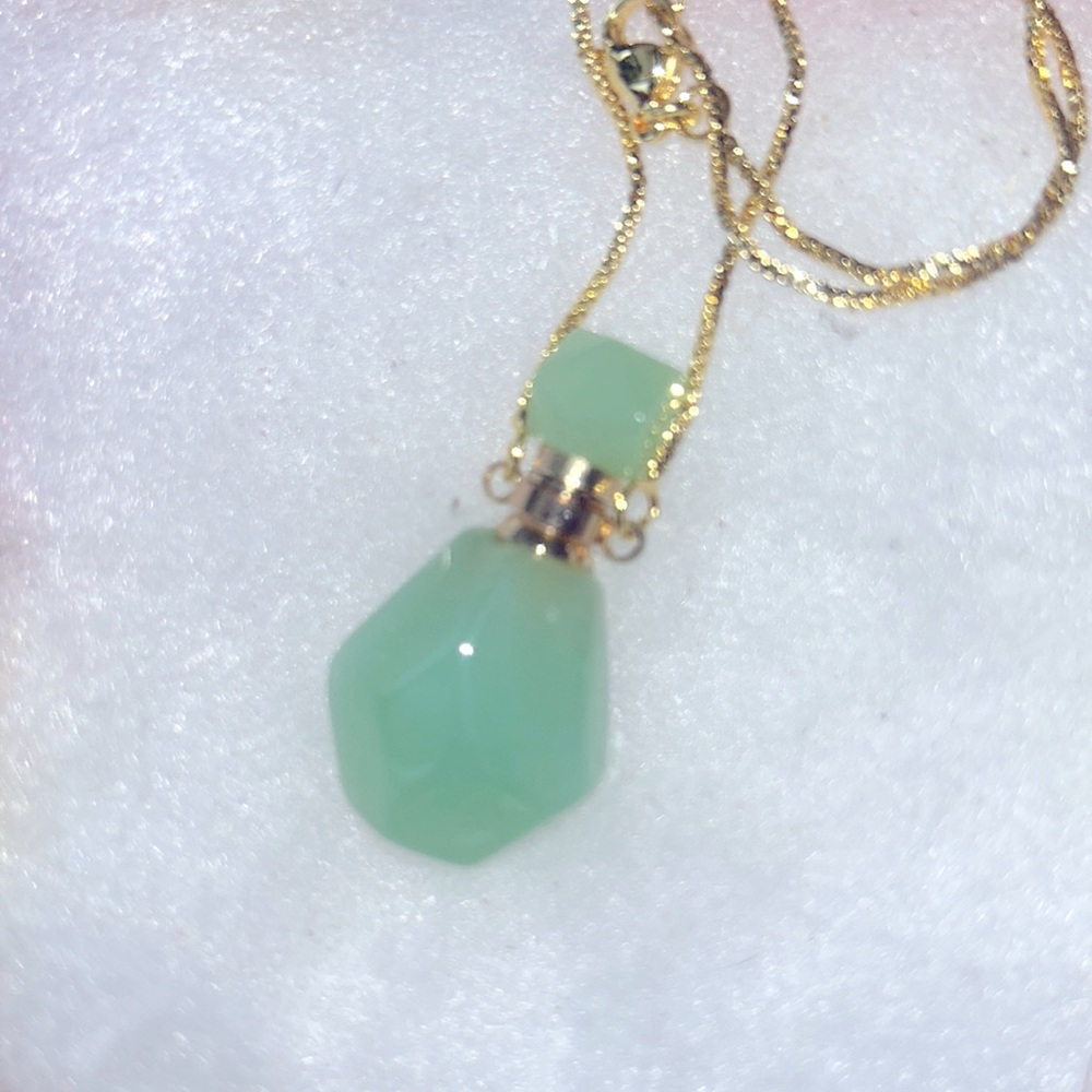 Boho hippie Jade Crystal Perfume Bottle Necklace